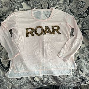 NWOT Chaser “Roar” Burnout Fabric Long Sleeve Tee‎